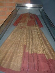 Pomegranates uppsala dress035 225x300 Pomegranates
